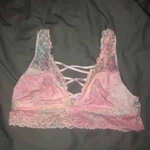 Pink lace bralett
